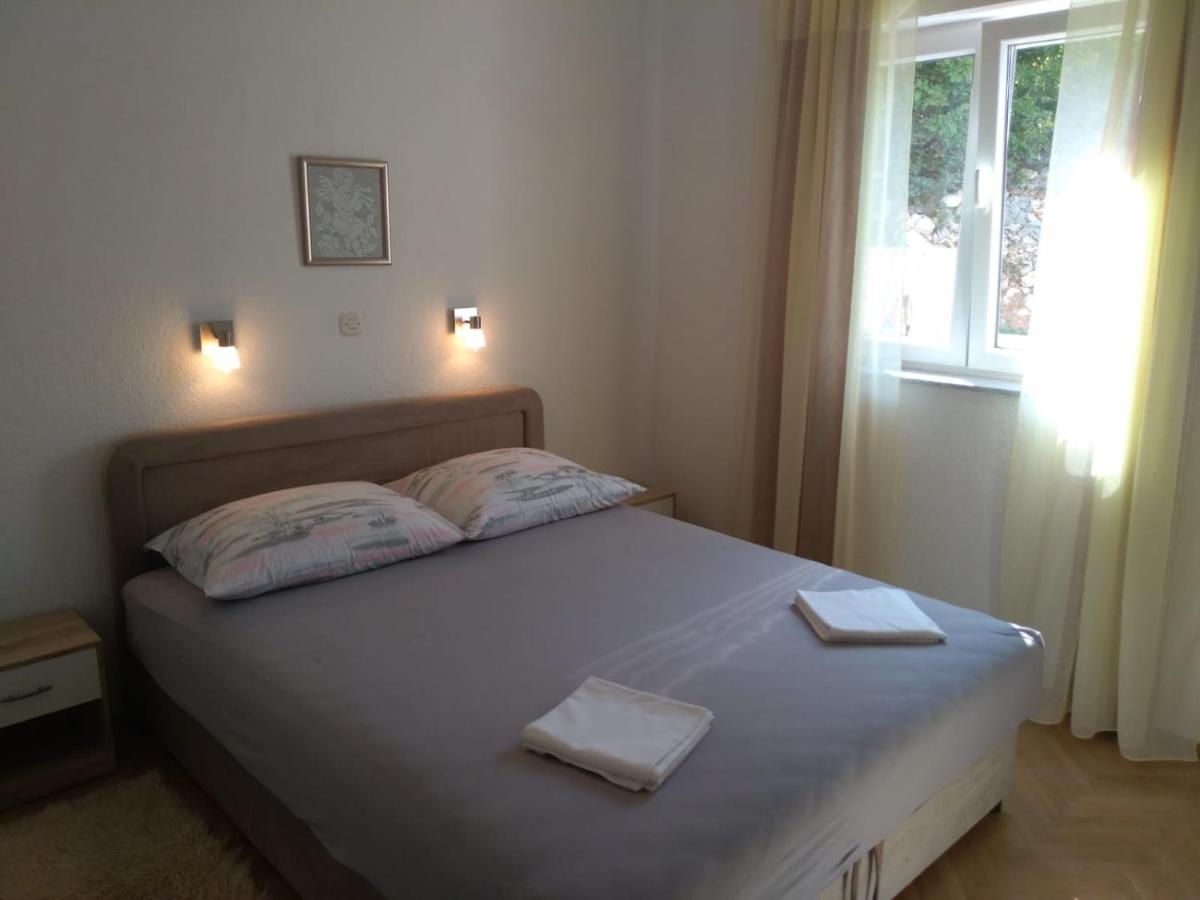 Sea Side App Apartment Vratarusa Luaran gambar