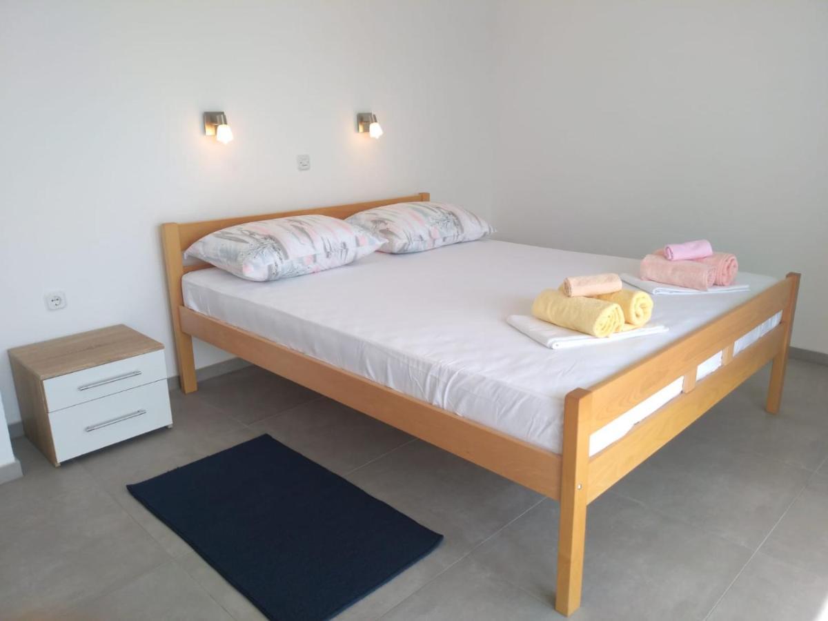 Sea Side App Apartment Vratarusa Luaran gambar