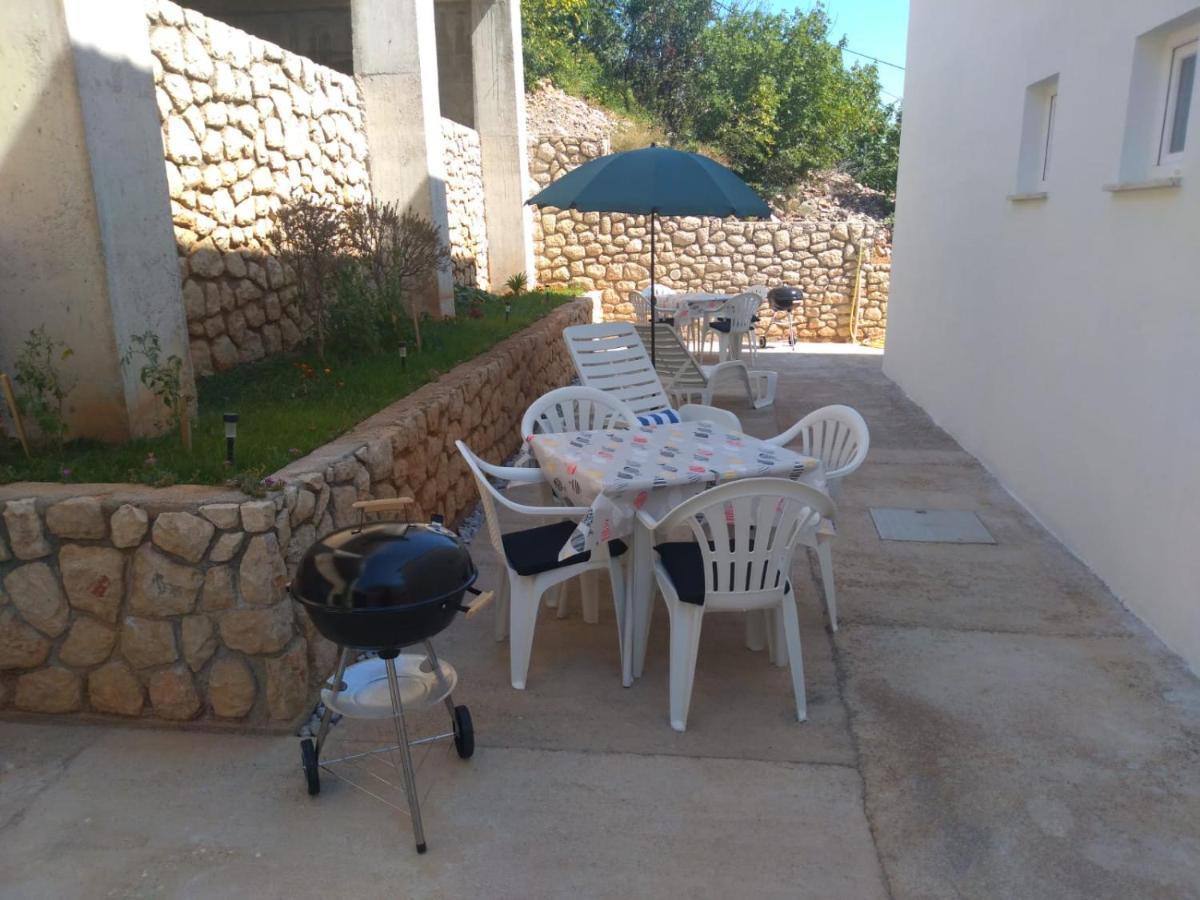 Sea Side App Apartment Vratarusa Luaran gambar